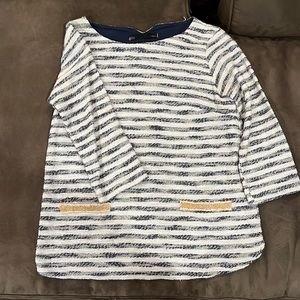 brand: sfera size: medium color: white/navy stripe with gold faux pockets